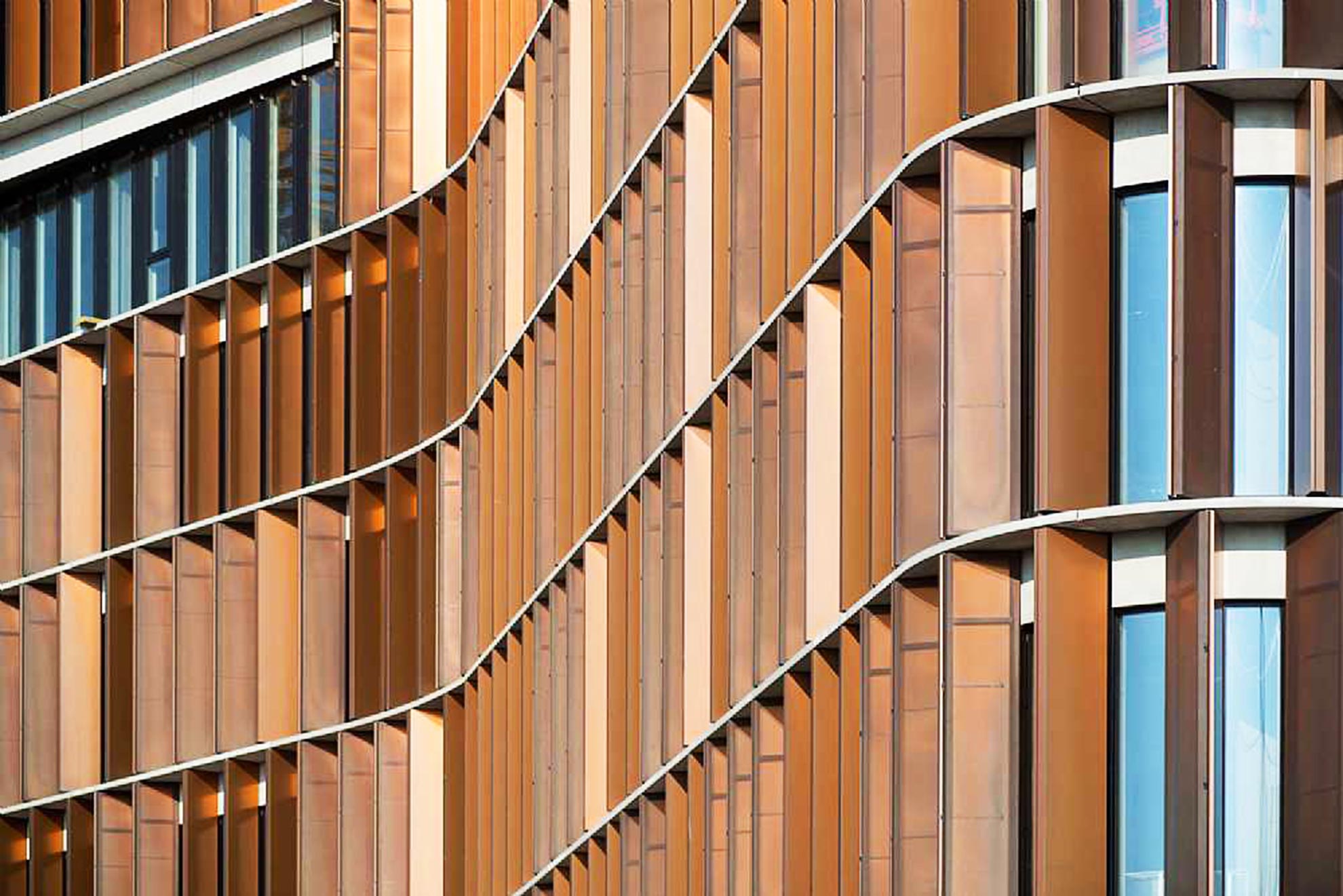 Edificio-Maersk-Headquarters-.-Panum-Copenaghen.-larson-metals-copper--1_1592384259.jpg