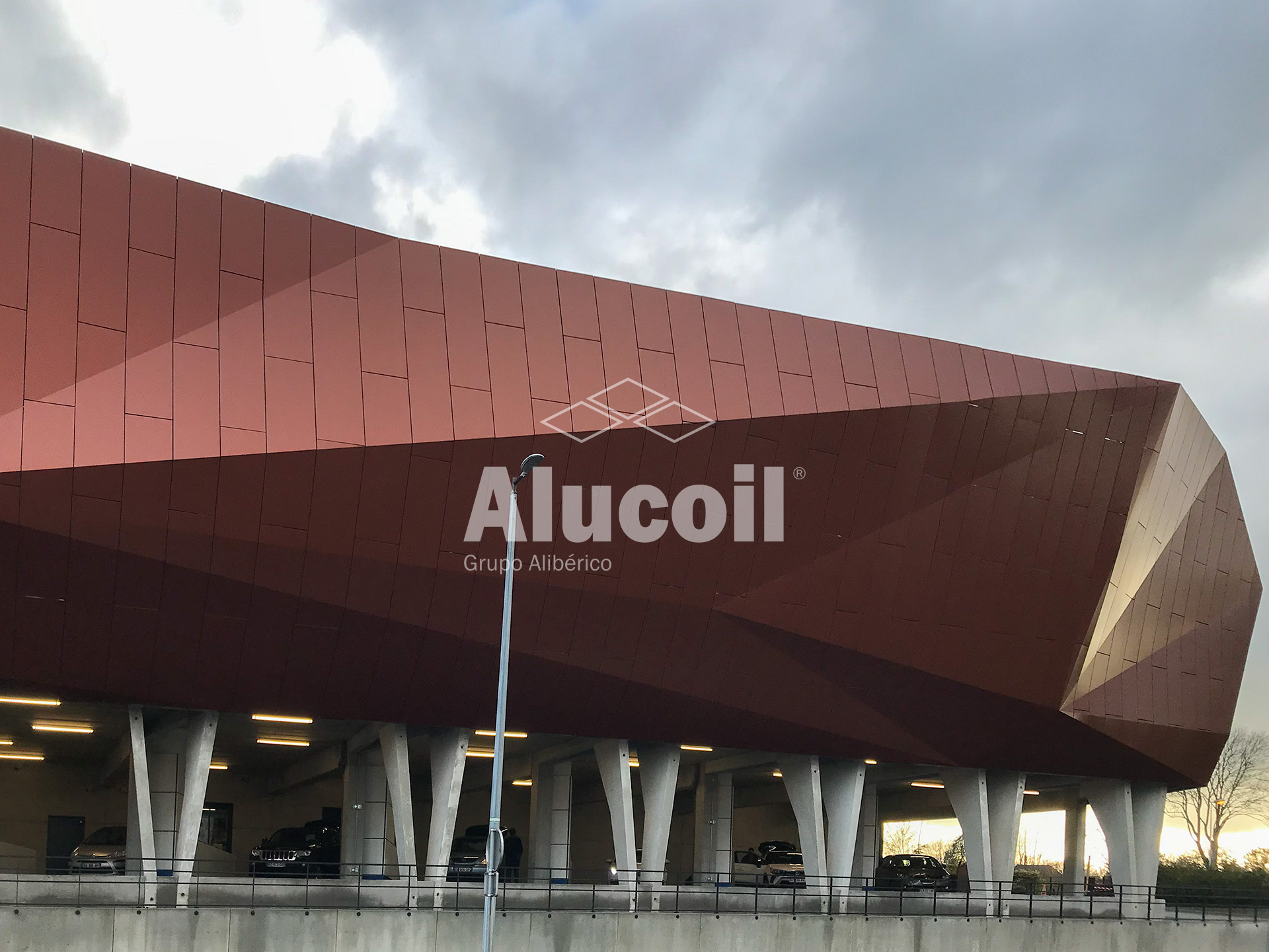 Alucoil Design E LECLERC Drive