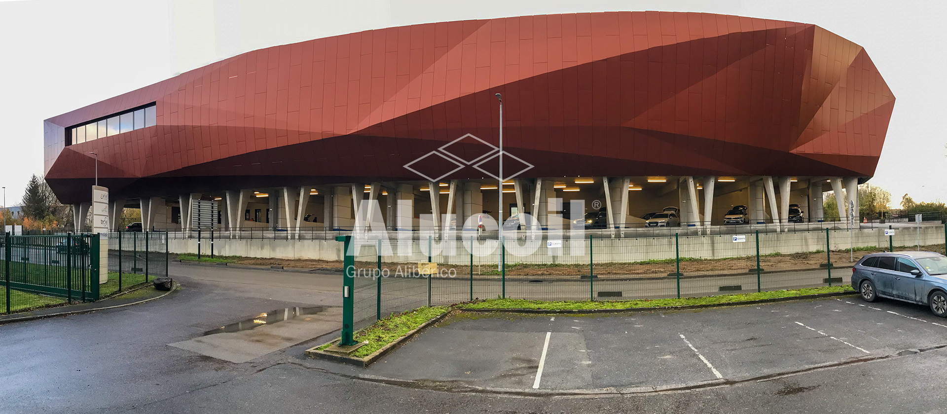 Alucoil Design E LECLERC Drive