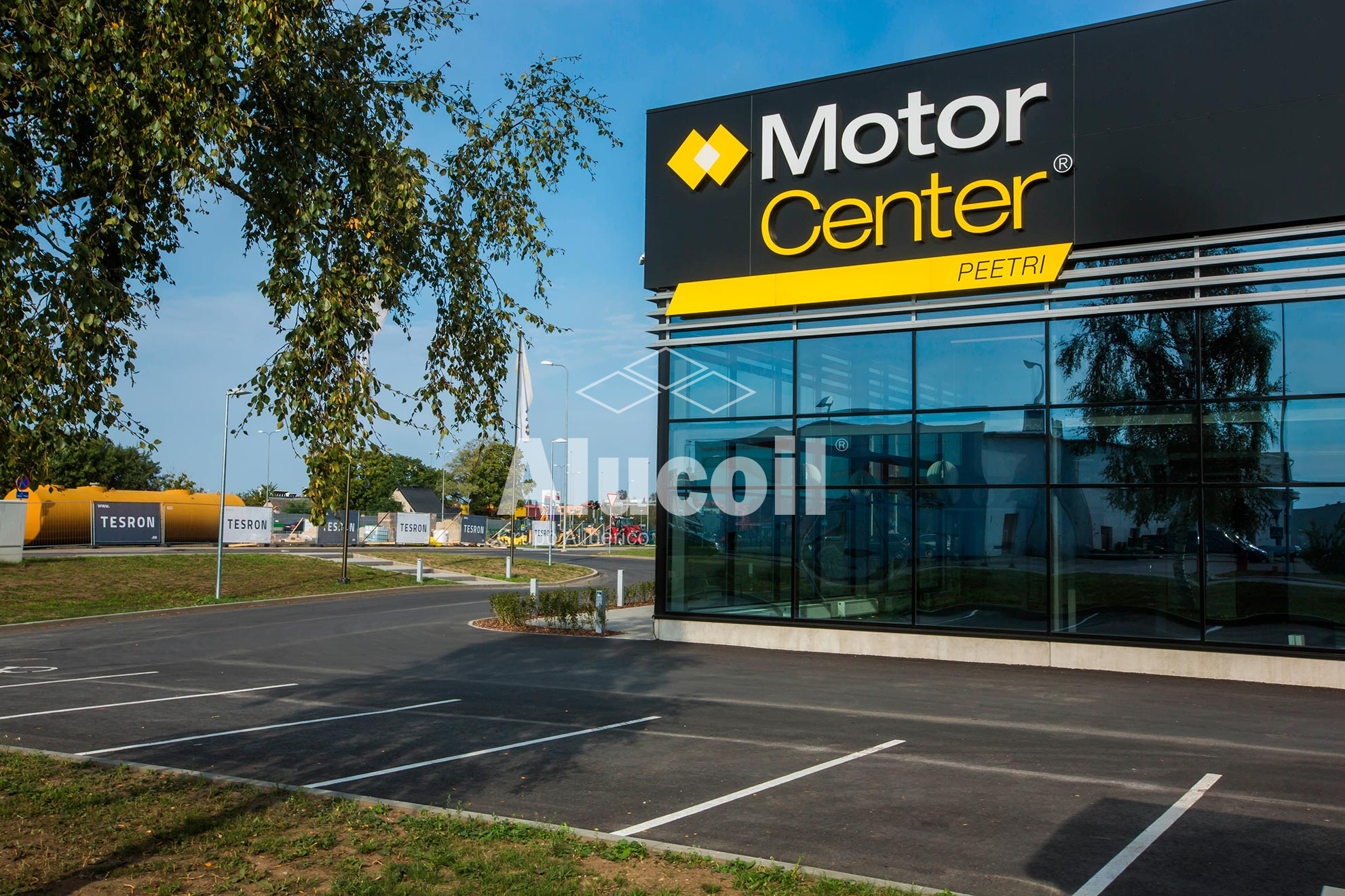 Moto Center Peetri Car Showroom